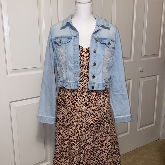 Forever 21 Denim Jacket - Picture 4 of 4